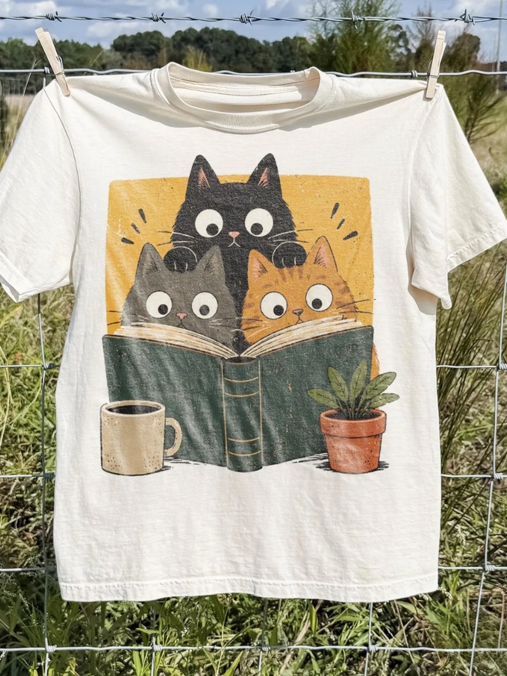 Off White Tee with Three Cats Reading Graphic